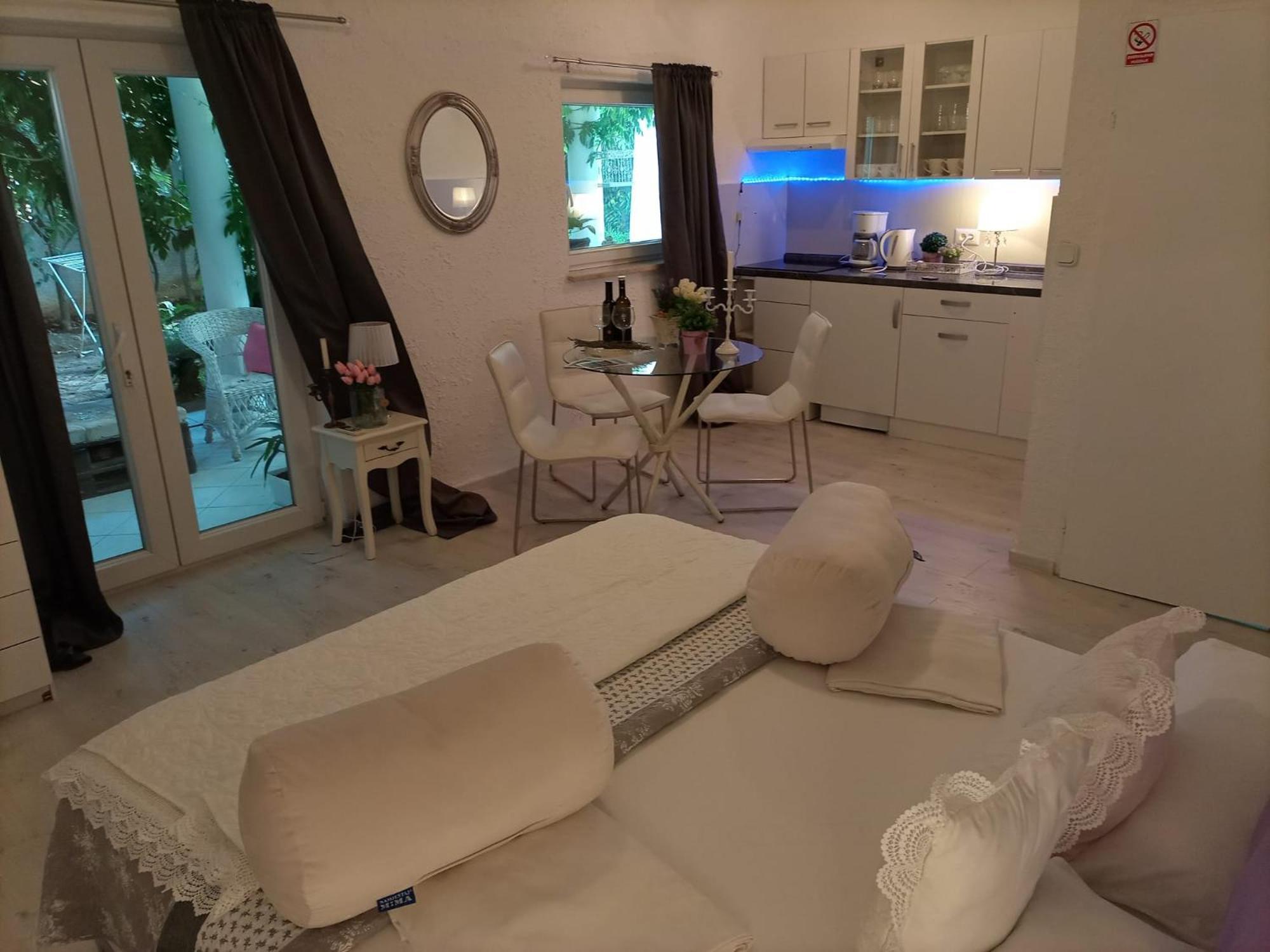Apartment Jozefina *