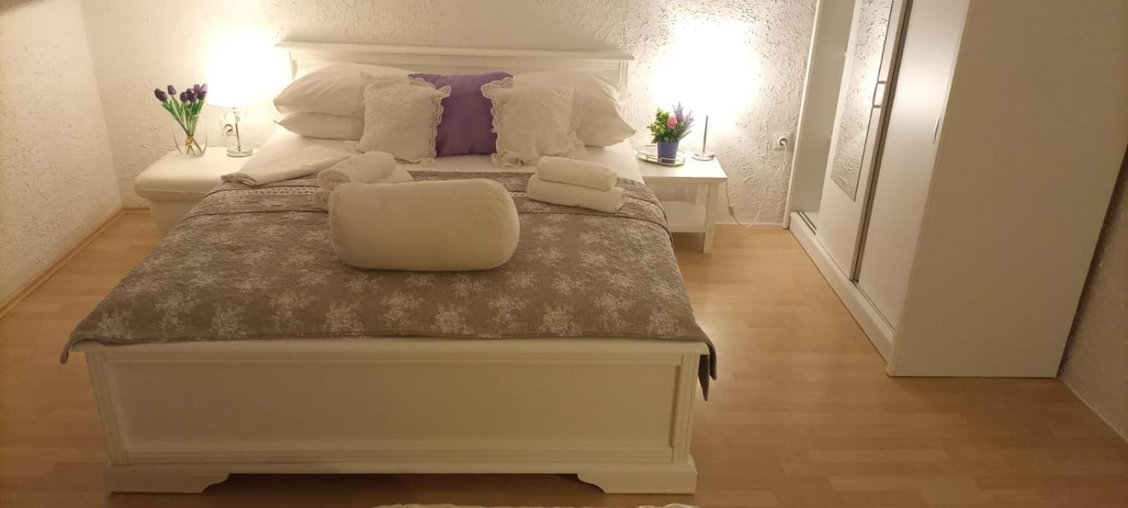 Apartment Jozefina *